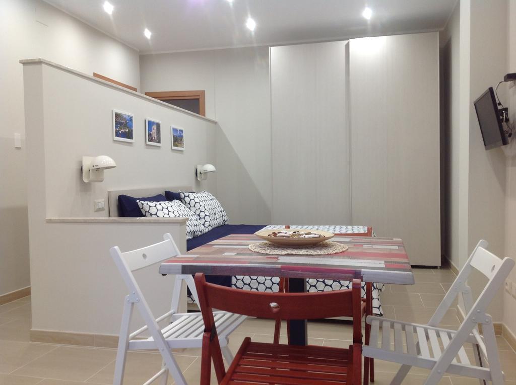 Casa Lucrezia Apartment Giardini Naxos Exterior photo